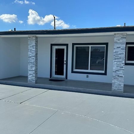 Adrien Guest Studio Miami Gardens Exterior foto