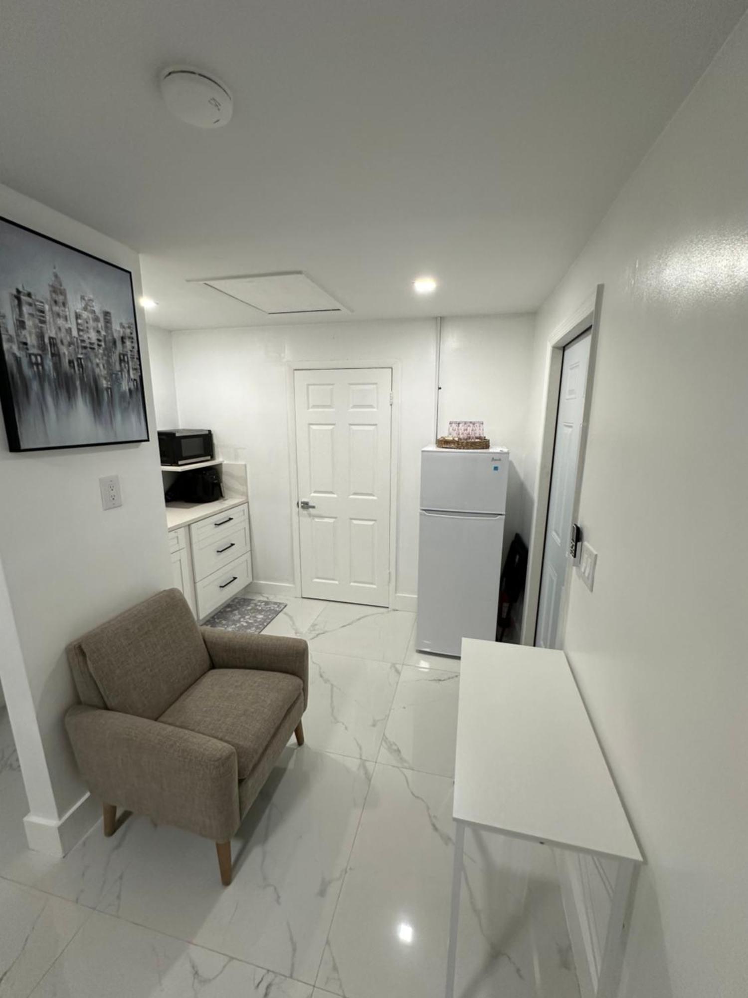 Adrien Guest Studio Miami Gardens Exterior foto